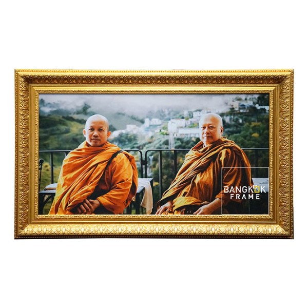 กรอบพระไว้ตั้งบูชา